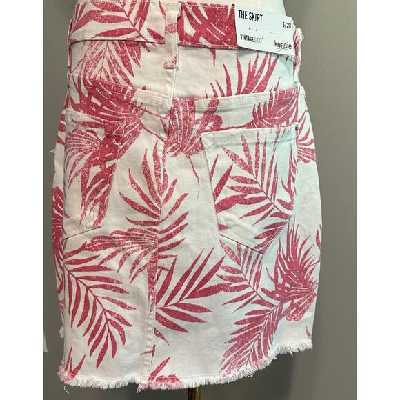 Kensie Jeans Vintage Luxe Skirt NWT Women’s Distressed Palm Trees Raw Hem 6/28 - Picture 9 of 9